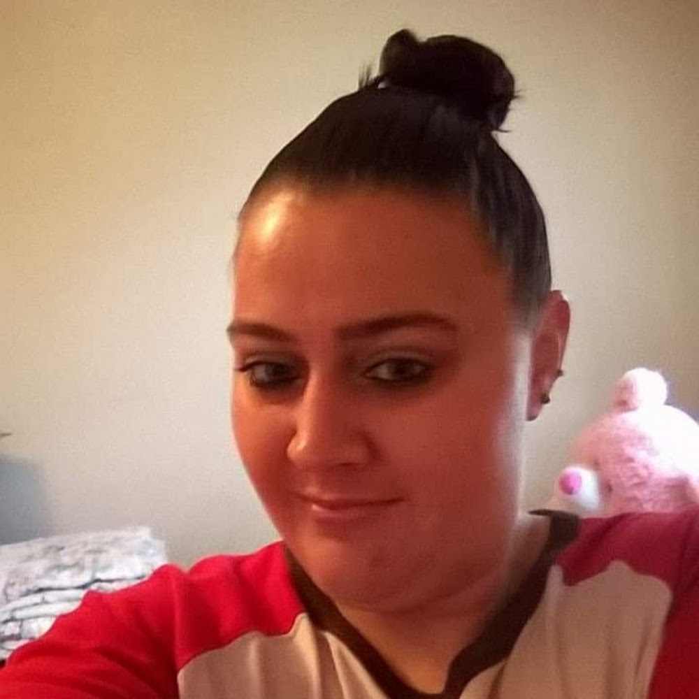 Meet your Posher, Candace